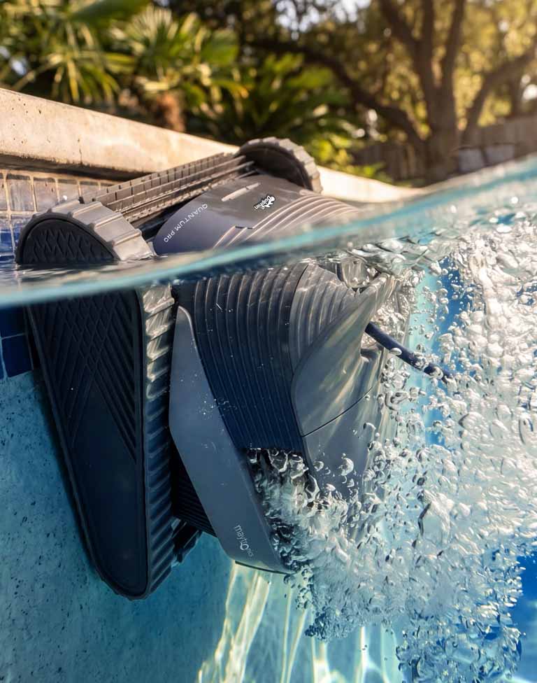 Dolphin Quantum Robotic Pool Cleaner Waterline Banner
